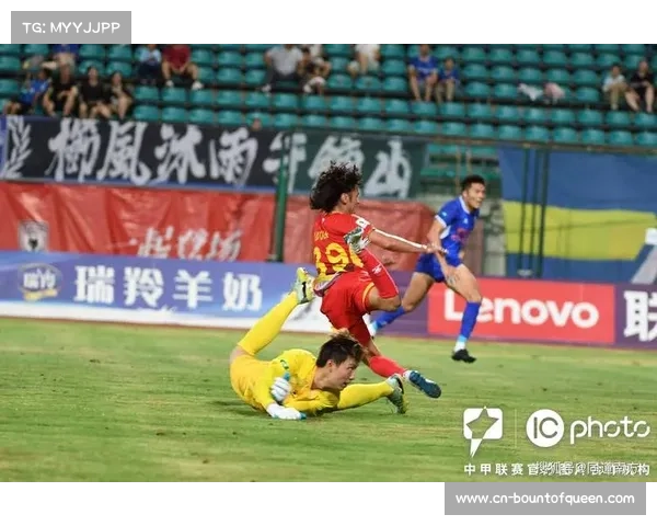 极端球迷行为与赛场安全管控仍是关注焦点 极端球迷行为与赛场安全管控仍是关注焦点